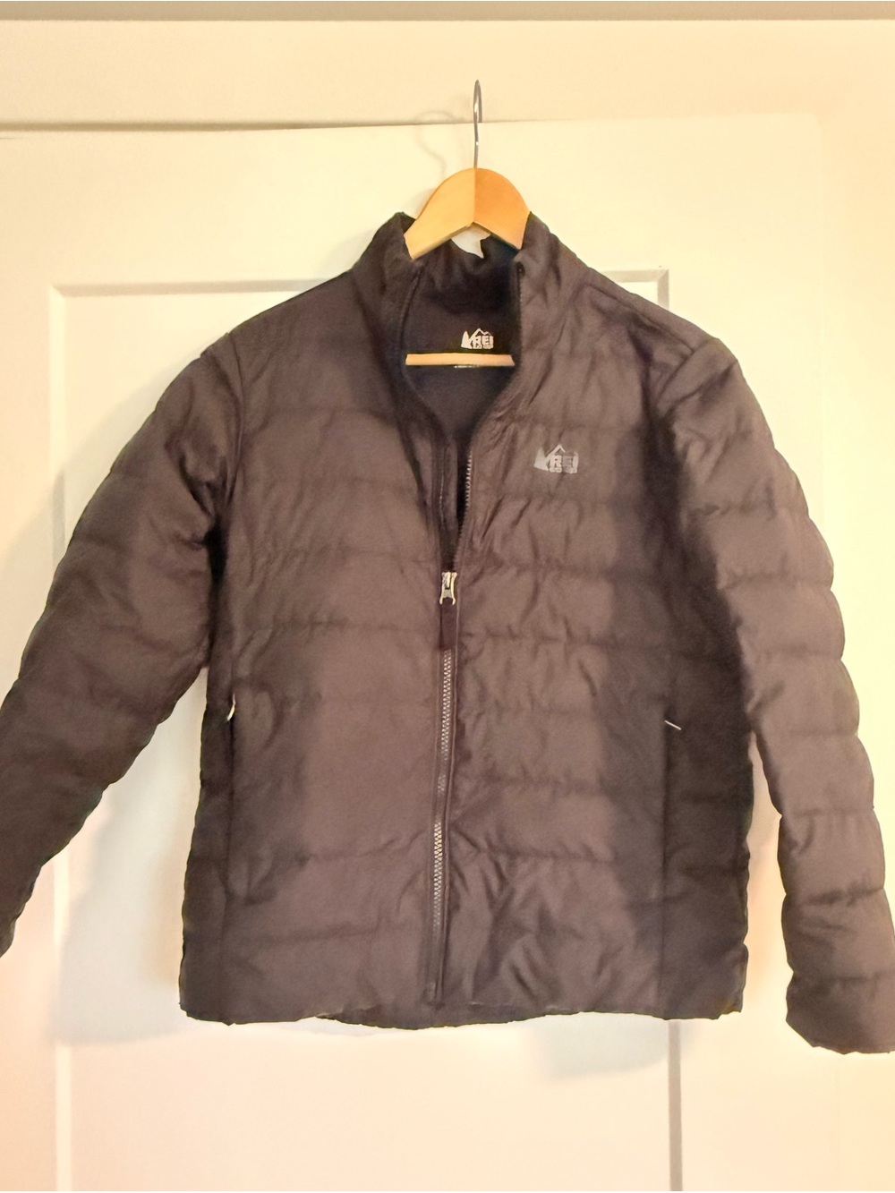 REI youth large Puffer Jacket in Dark Brown